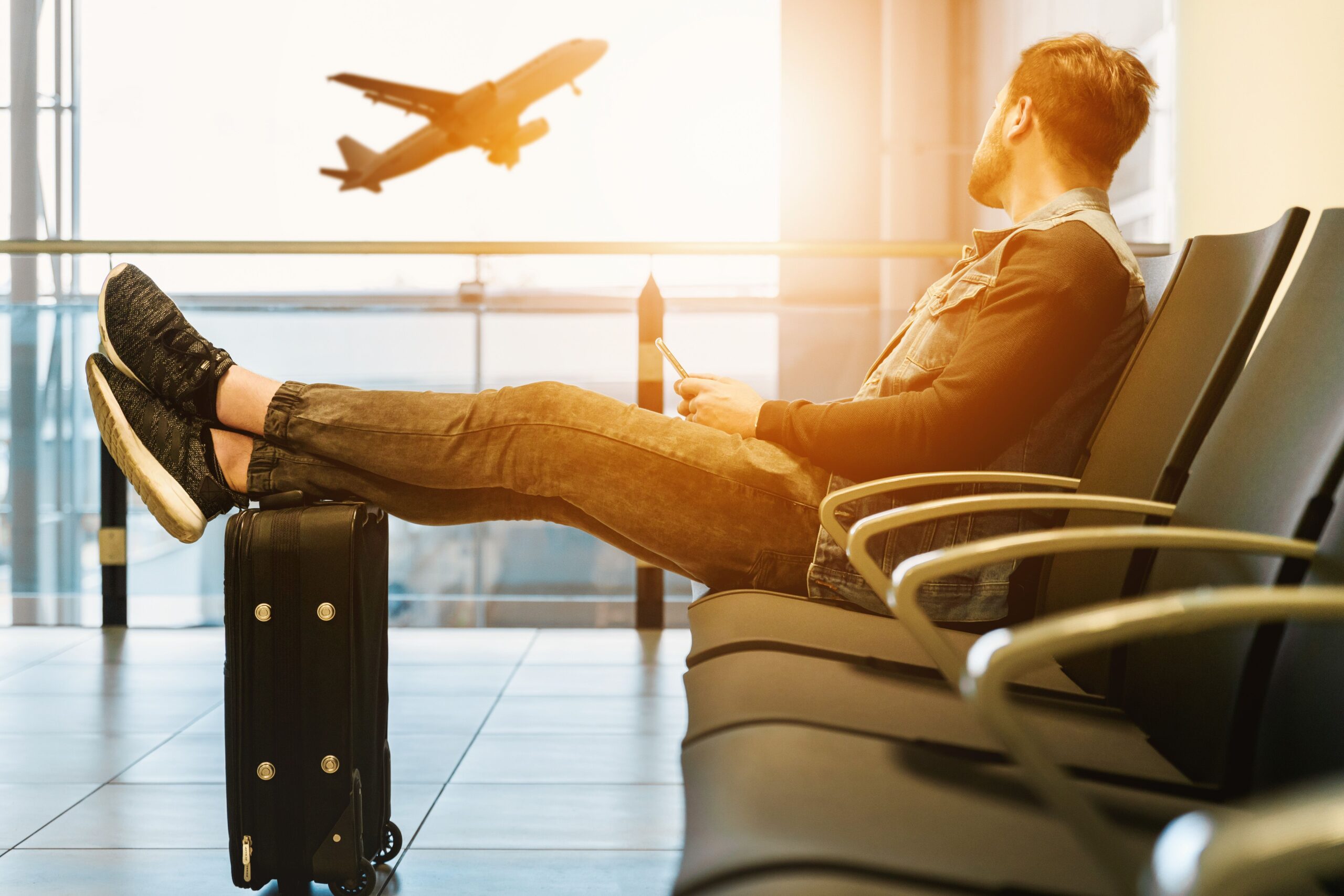 SafetyWing vs World Nomads: Which Travel Insurance Is Better for You in 2026?