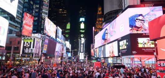 Times Square at Night: Why 221,457 People Visit Every Day