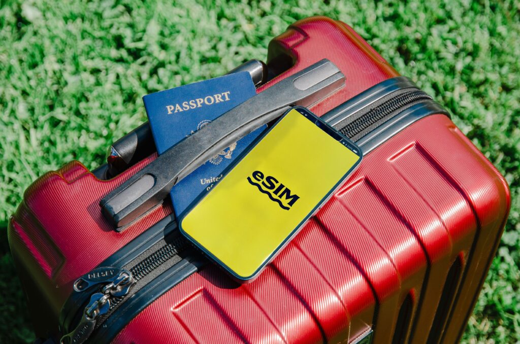 Staying connected with a travel eSIM while navigating Paris
